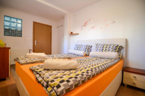 Blacksmith Apartment + Free Private Parking